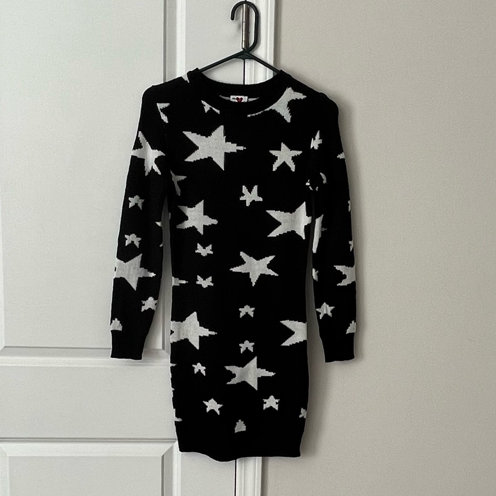 Star sweater dress